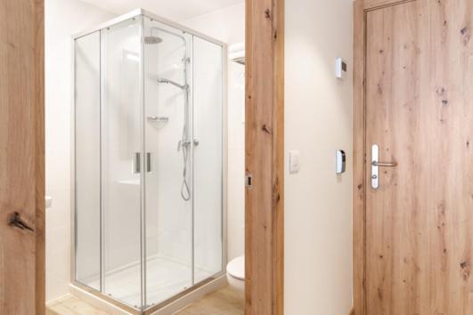 Adeko Hotel Баракалдо Екстериор снимка